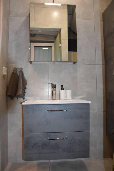 Modern Studio Next To The Sea! Pórto Ráfti المظهر الخارجي الصورة